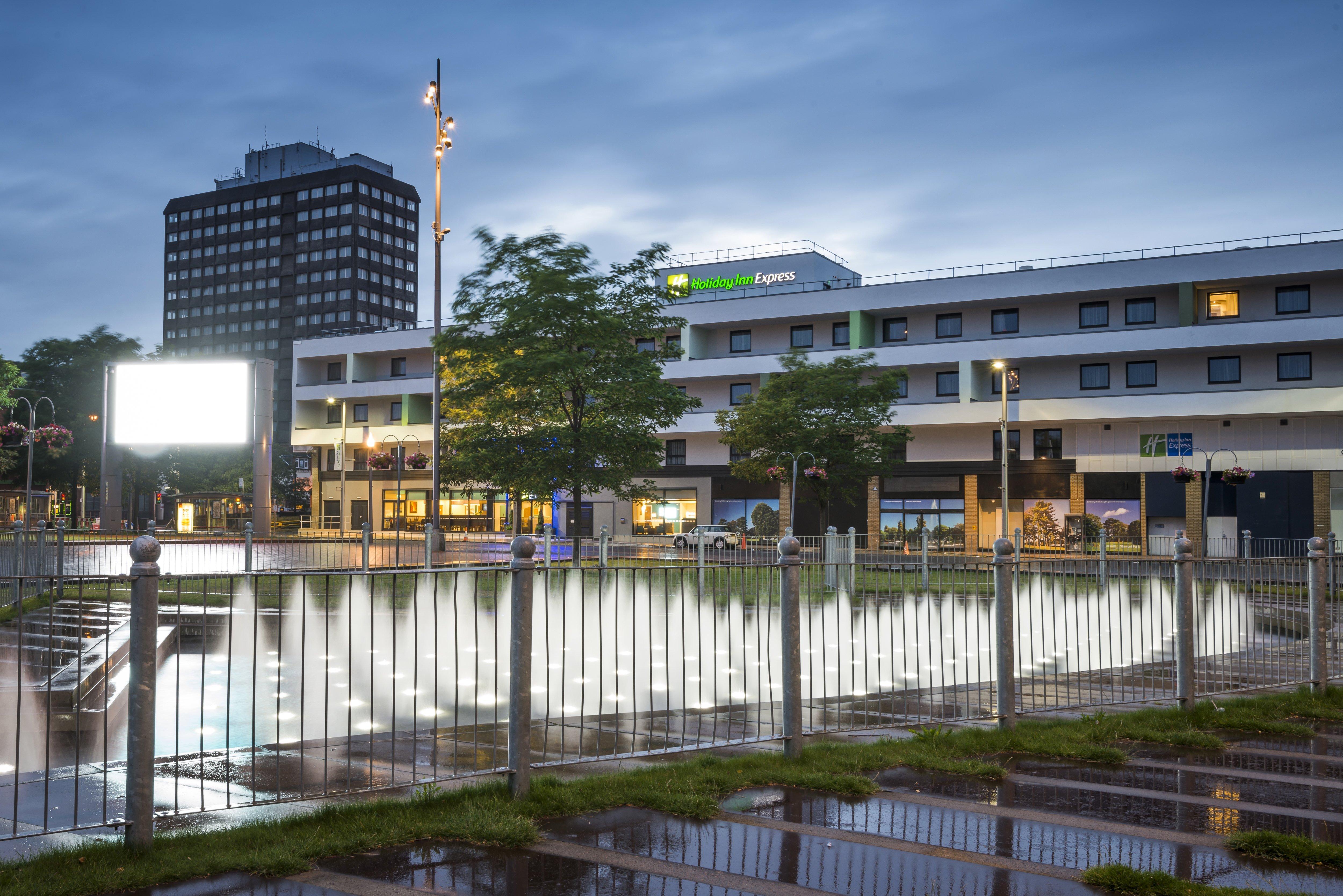 Holiday Inn Express Middlesbrough - Centre Square By Ihg Buitenkant foto