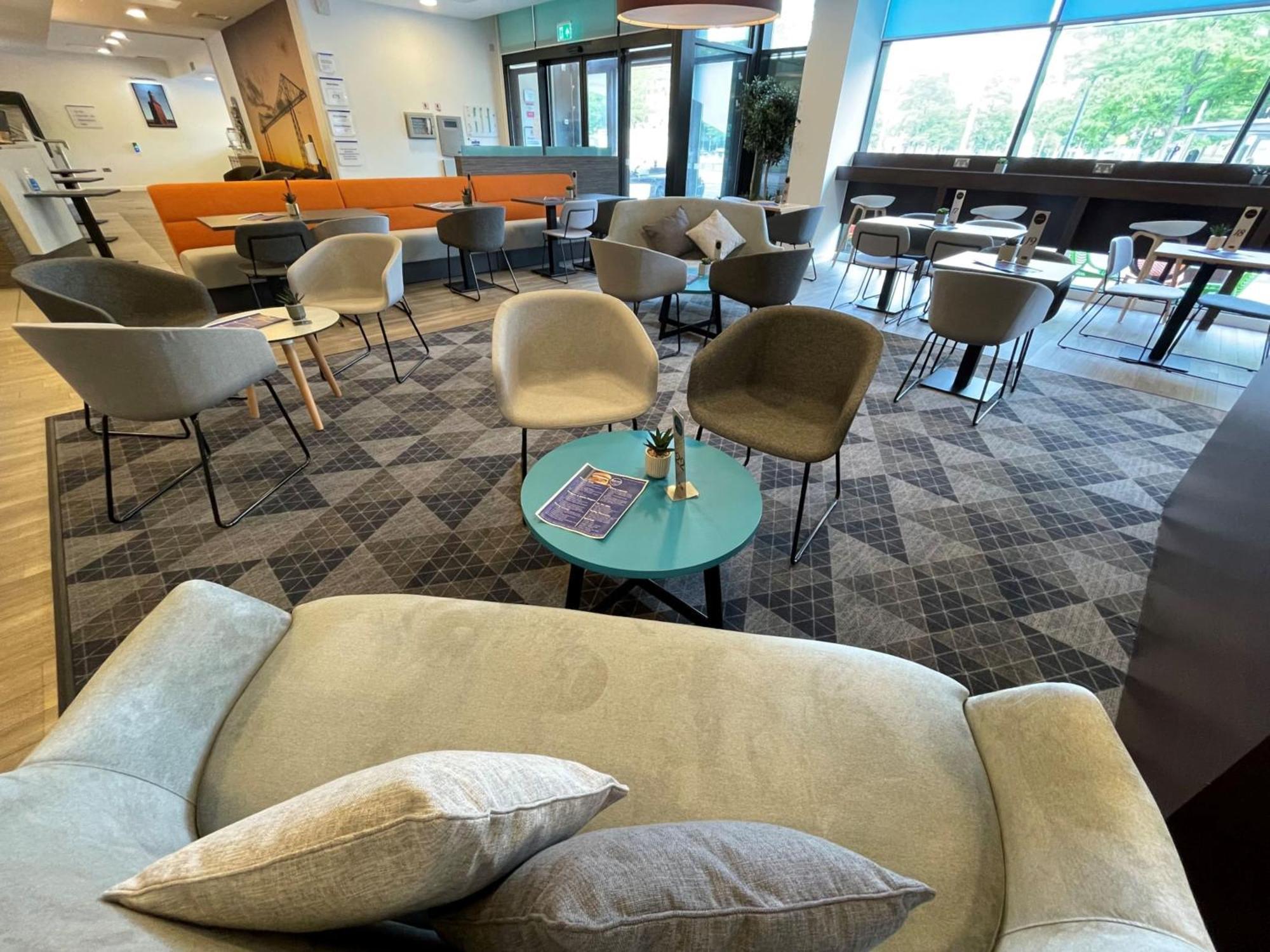 Holiday Inn Express Middlesbrough - Centre Square By Ihg Buitenkant foto